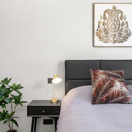 Modern Downtown Apartment - Harbour View 雷克雅維克 外观 照片