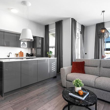 Modern Downtown Apartment - Harbour View 雷克雅維克 外观 照片